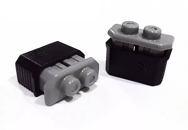 Wtyczka przewodu do piasty z prądnicą Shimano