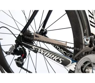 Przyrząd do pomiaru zużycia łańcucha.