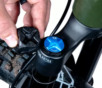 Przyrząd Park Tool FCT-1 do odkręcania kapsli amortyzatorów - 7