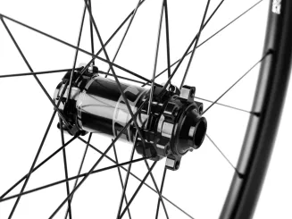 Koła Accent TGR CARBON 700C Tubeless Ready czarne  komplet - 5