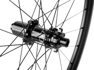 Koła Accent TGR CARBON 700C Tubeless Ready czarne  komplet - 4