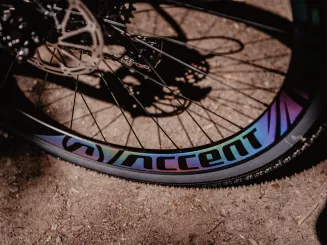 ACCENT Obręcz TGR  700C 32 otwory tubeless ready rainbow - 3