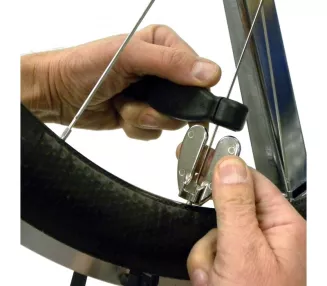 Klucz Park Tool  BSH-4 do przytrzymywania szprych podczas centrowania - 2